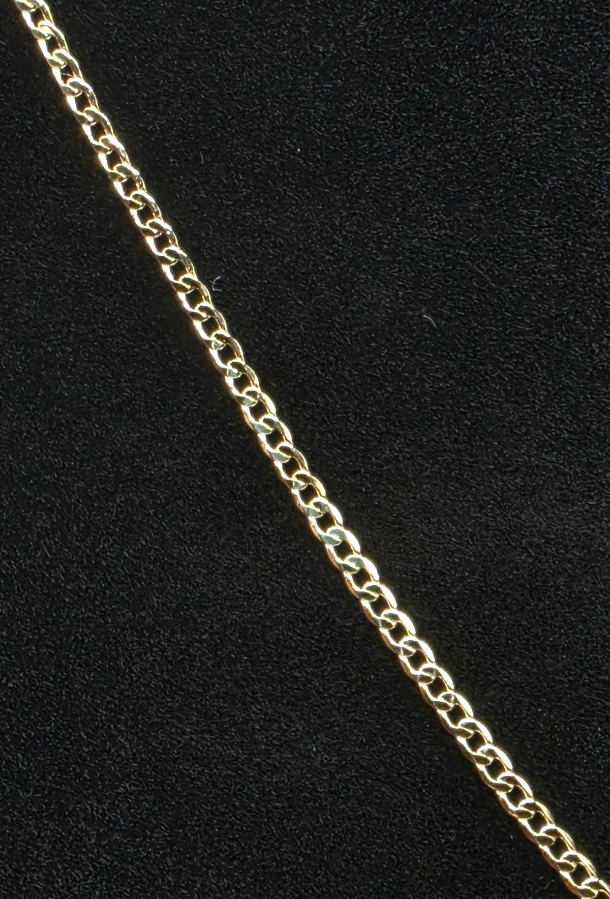 #104 Gold-Filled, 18 inch, 2.5mm Cuban Link Chain with Cross Pendant