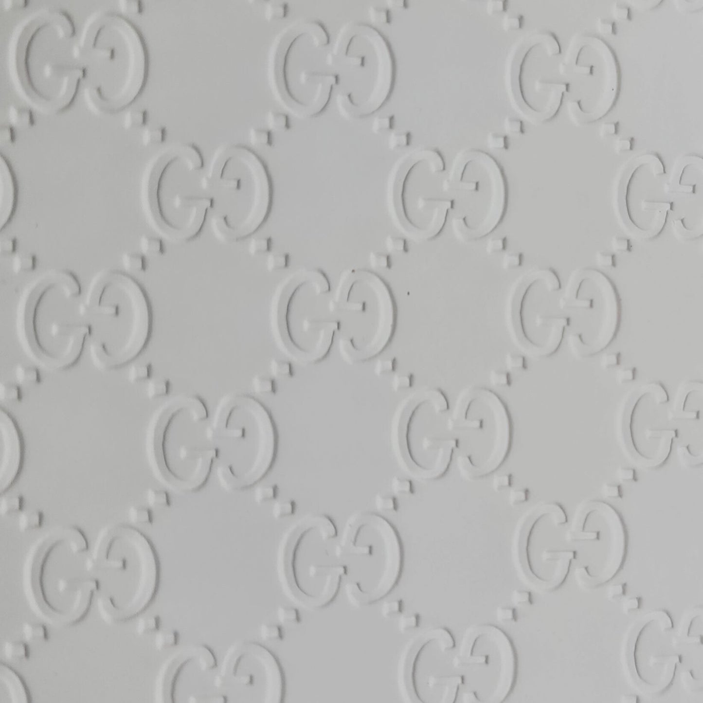M31b Embossed White GG Leather