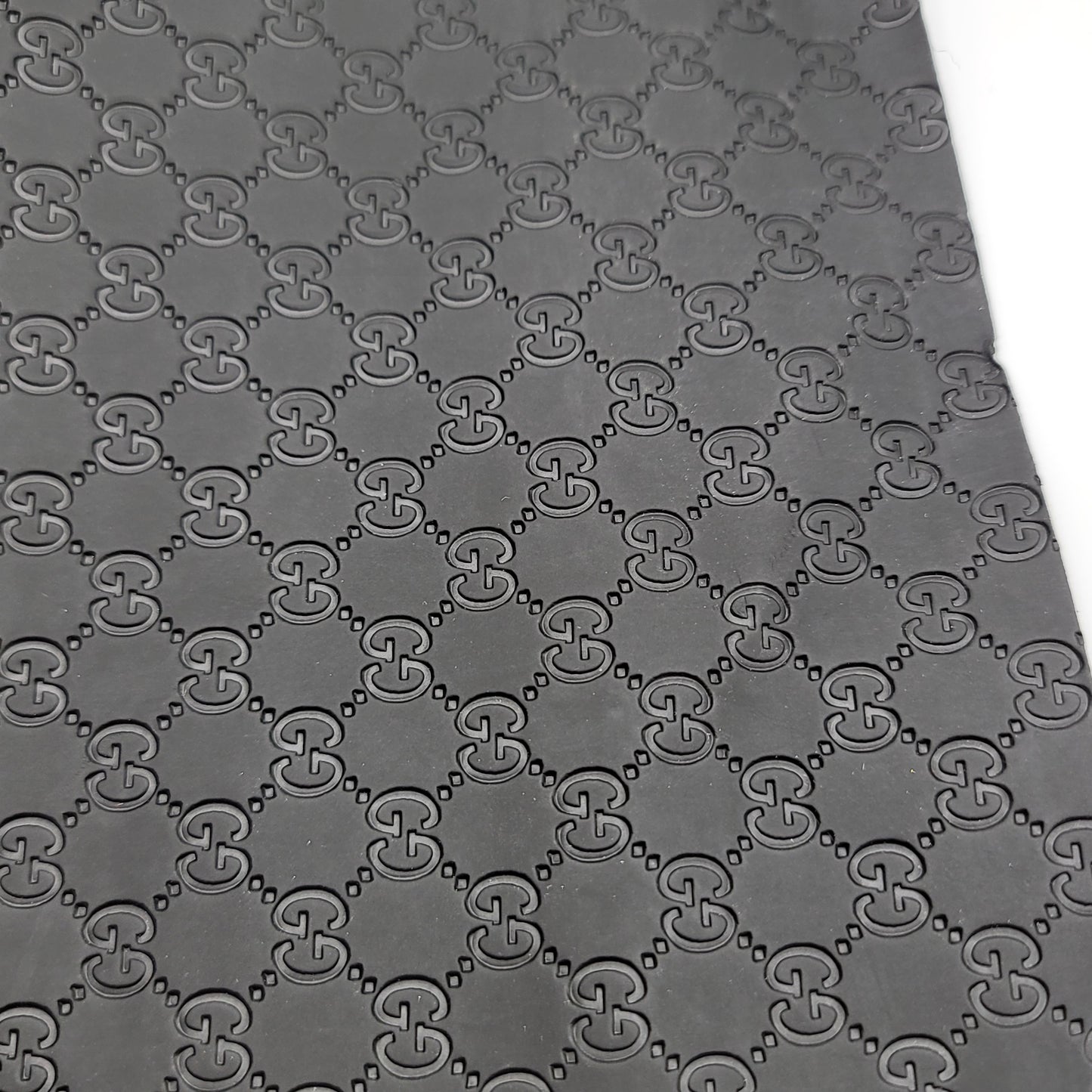 M35 Smooth Embossed Black GG Leather
