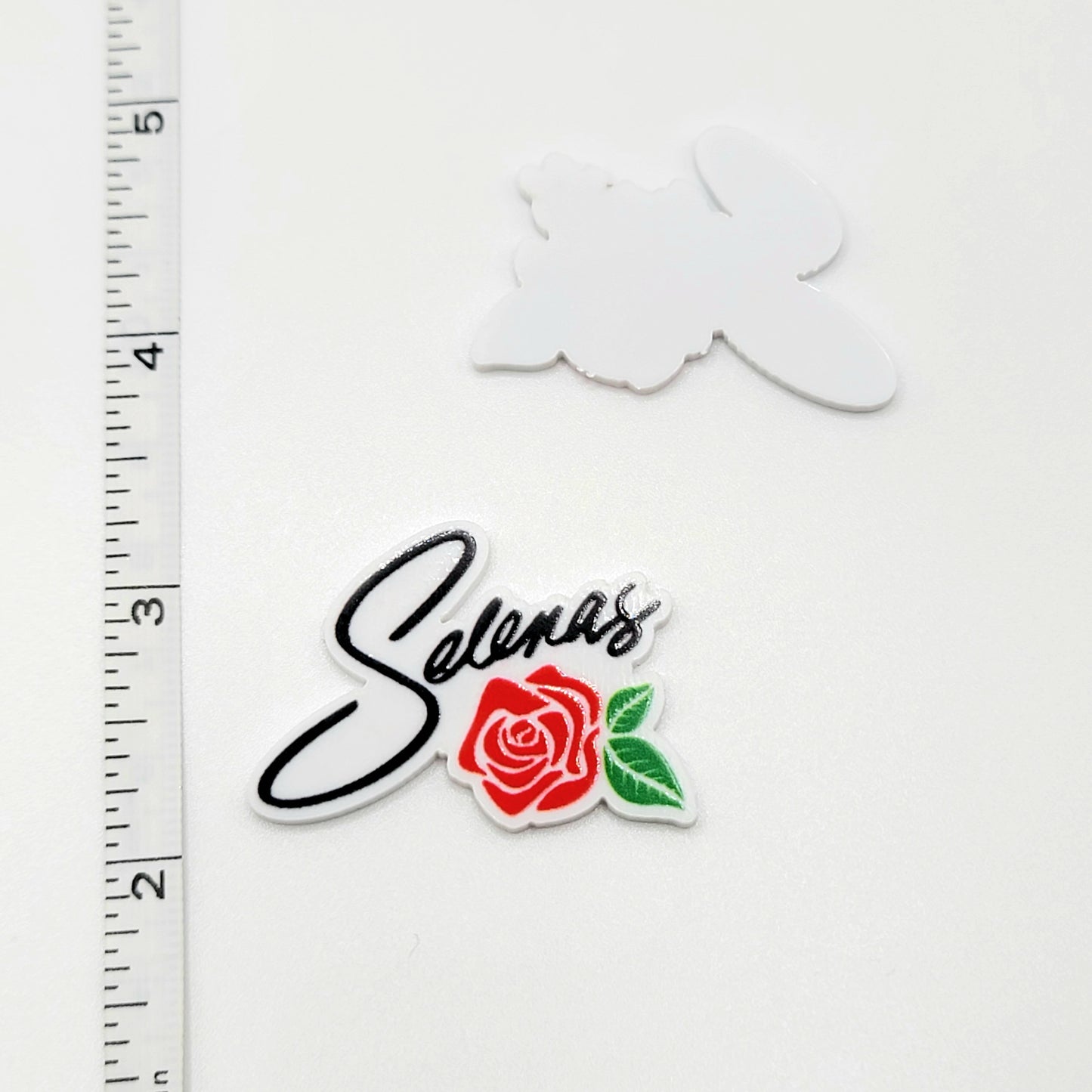 R301 Mexican Singer Name with Rose, Flat Resin