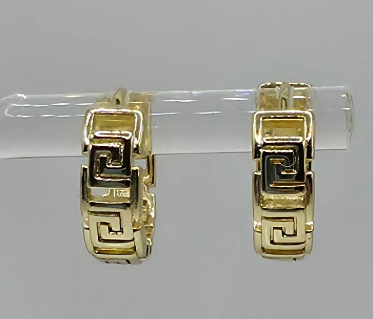 #105 Greek Key Gold-Filled Huggie Hoop Earringd